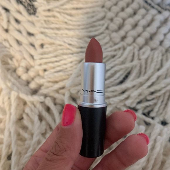 MAC Lipstick Matte - Down to An Art - Picture 2 of 6